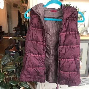 Lululemon reversible puffer vest!